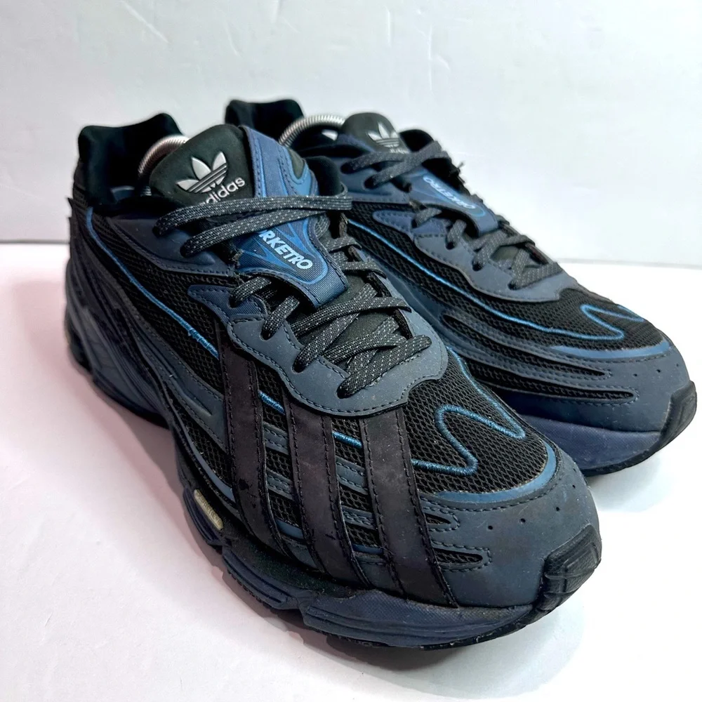 Used Men’s Adidas Orketro Black and Dark Blue Running Shoes